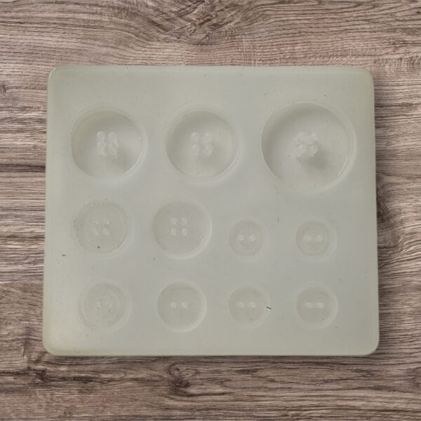 Button Mold – 3.5" × 3"